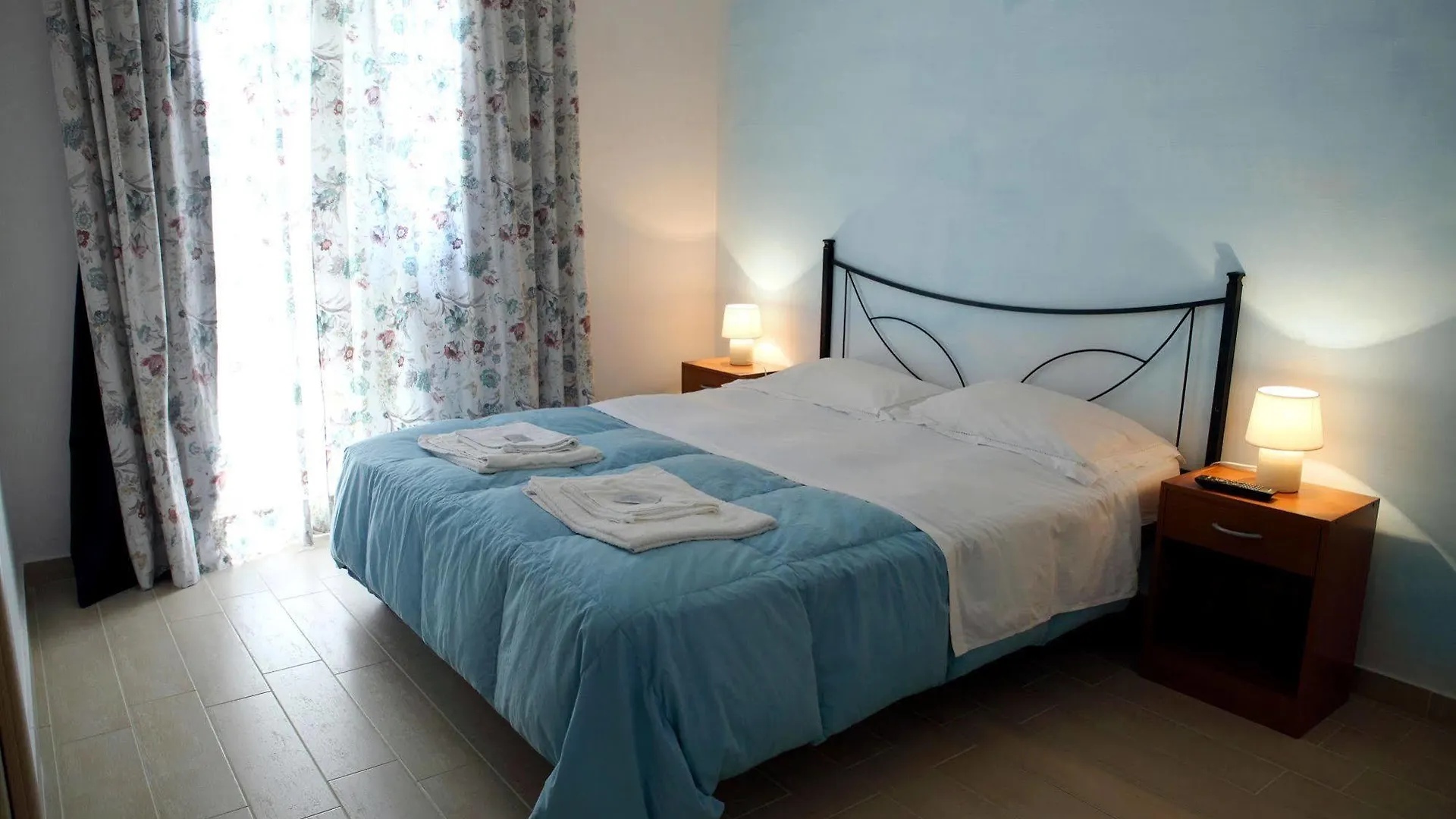 Le Dune Beach Hotel Villaggio Mose  2*, San Leone Italy